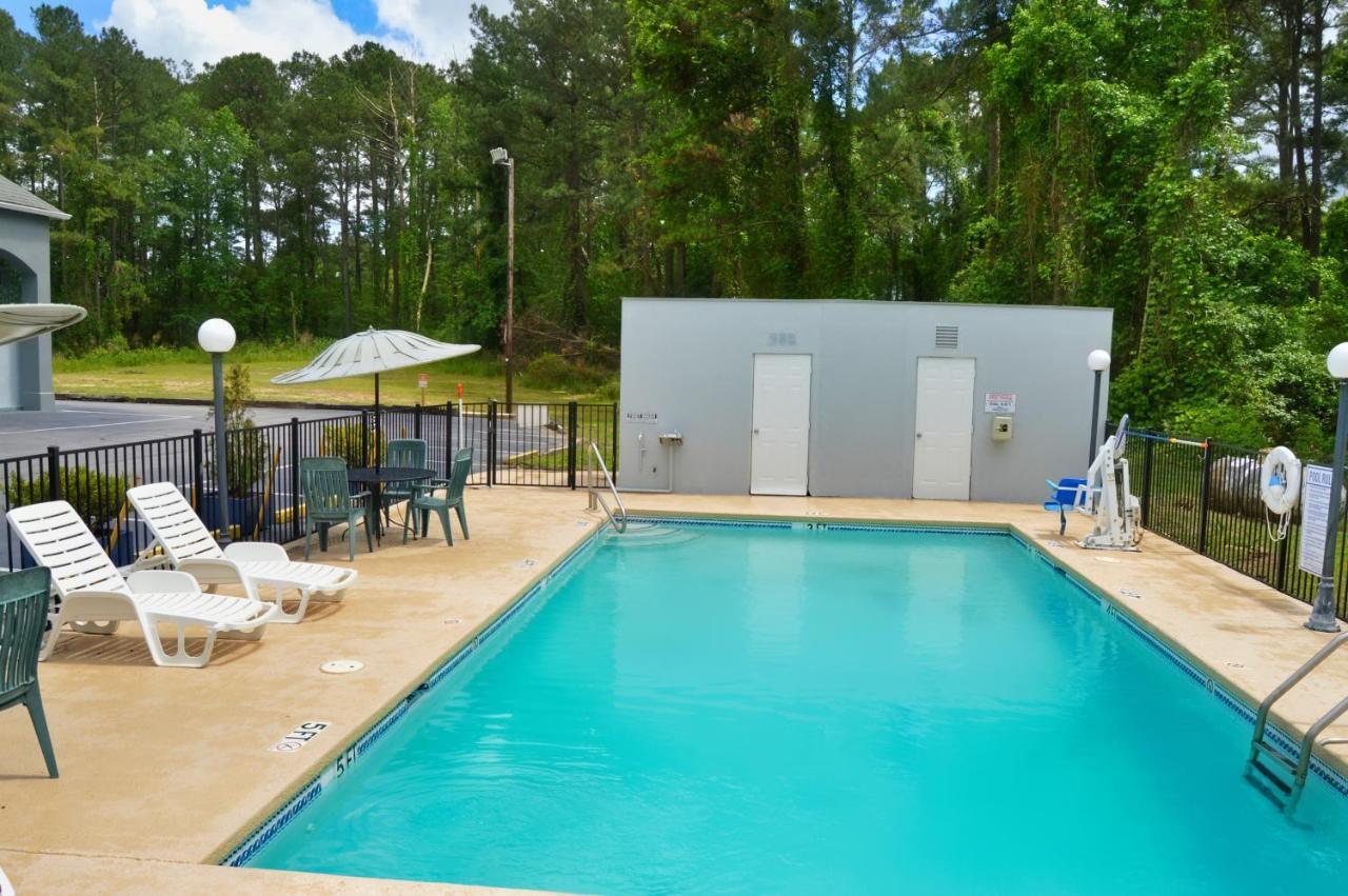 Days Inn By Wyndham Hardeeville Near Hilton Head Exteriér fotografie