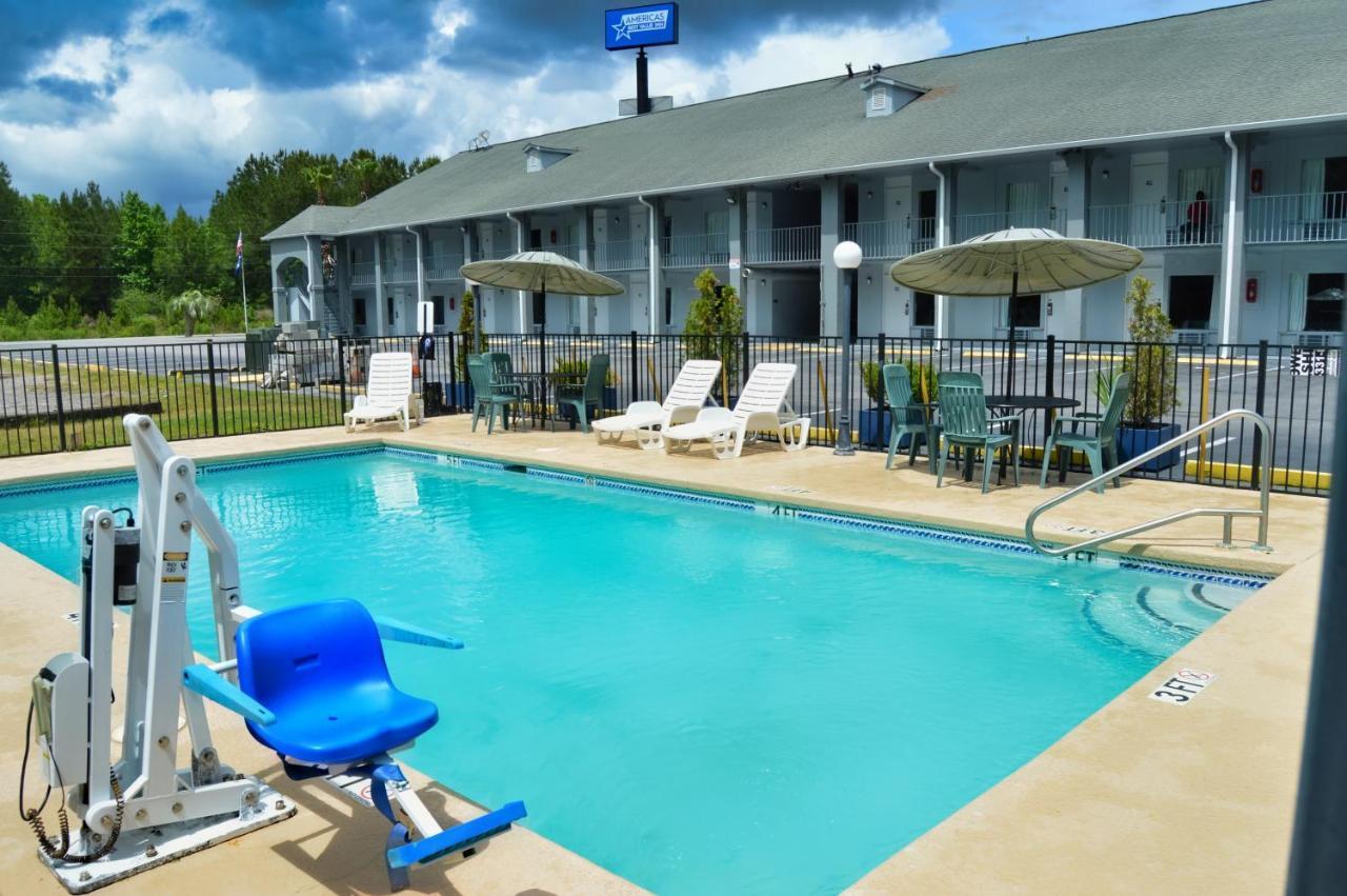 Days Inn By Wyndham Hardeeville Near Hilton Head Exteriér fotografie